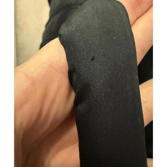 Wilo the Label Black Puffer Drawstring Backpack - Picture 5 of 5